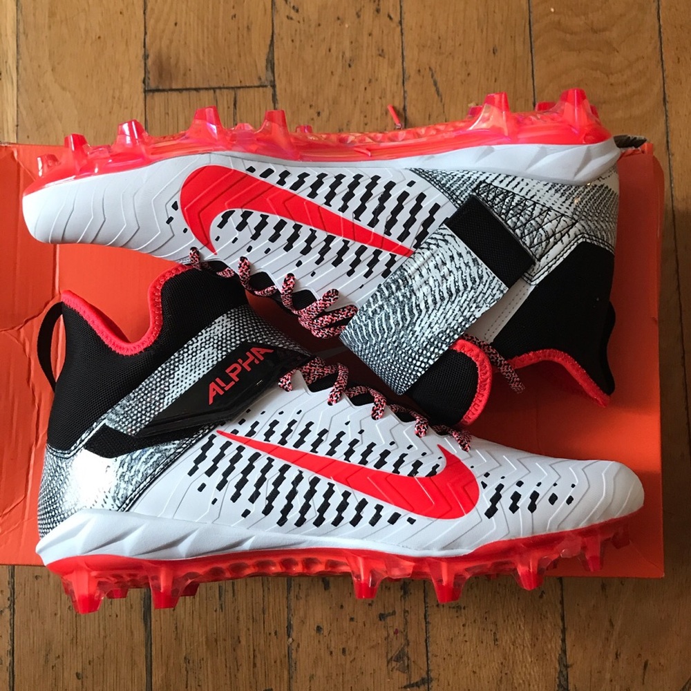 Nike Alpha Menace Pro 2